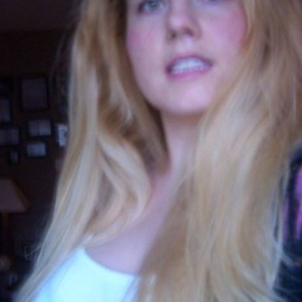 Meet your Posher, Leslie